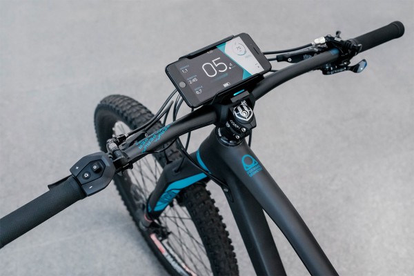 Kit COBI.Bike Plus eBike (StVZO) mit Universal Mount, für Bosch eBike Systeme, inkl. Hub, AmbiSense